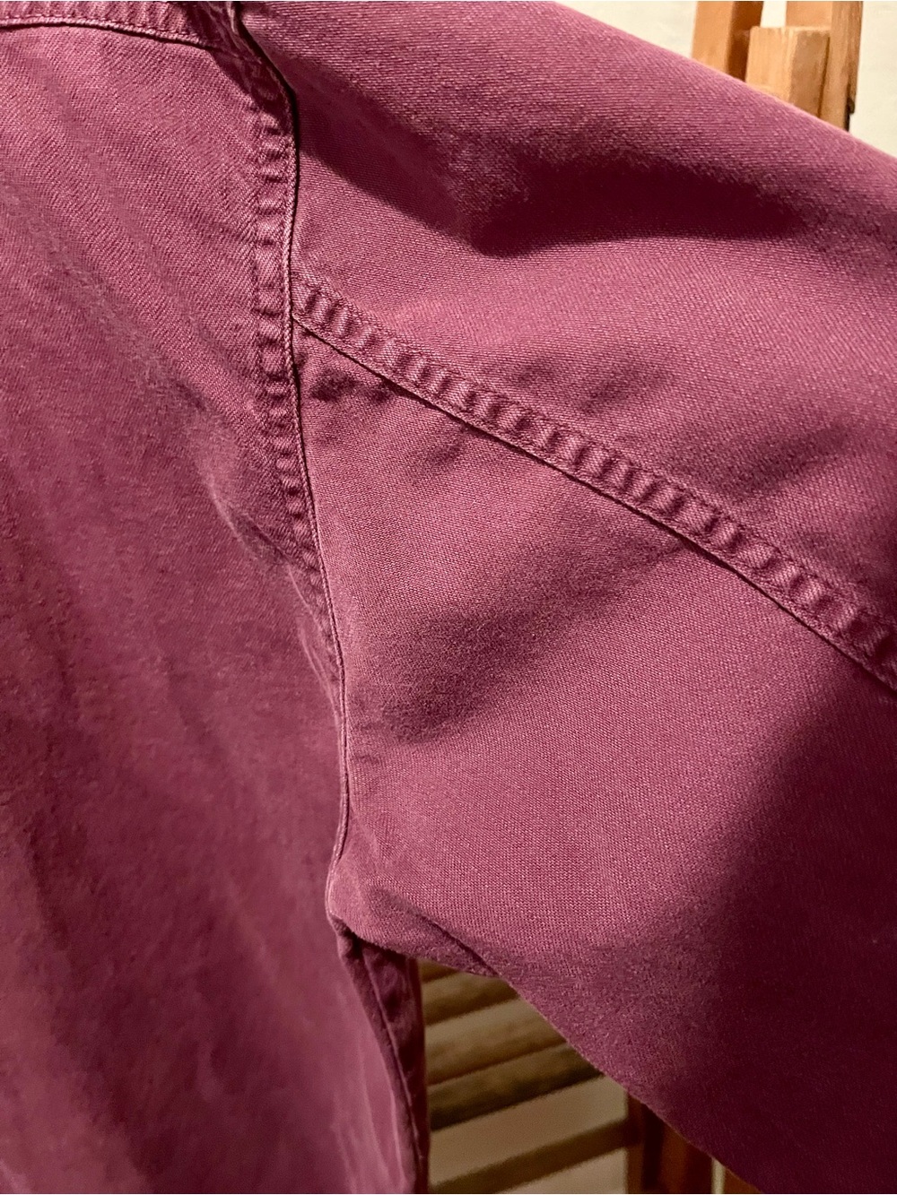 Vintage Levi's Men's Maroon Button-Up Shirt Jacket - Picture 7 of 12